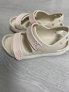 Crocs (2 foto / 3)