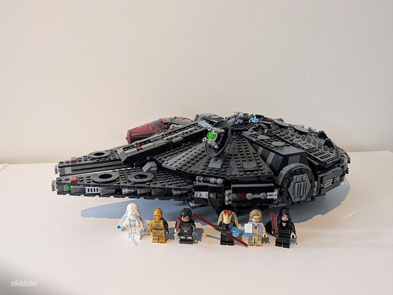 LEGO 75389 The Dark Falcon