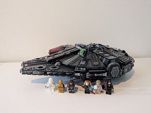 LEGO 75389 The Dark Falcon (1 foto / 1)