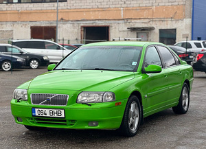 VOLVO S80 (1 фото из 6)