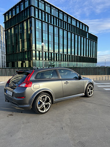 Volvo C30 R-Design 1.6 84kw 2010 (4 фото из 10)