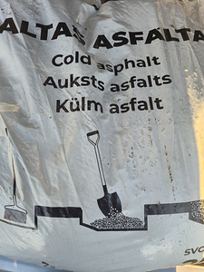 ASFALTI PARANDUSSEGU 25KG (2 foto / 2)