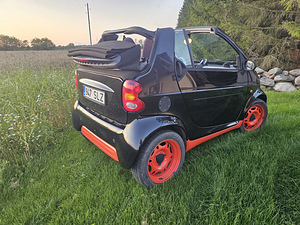 Smart fortwo cabrio (7 foto / 9)