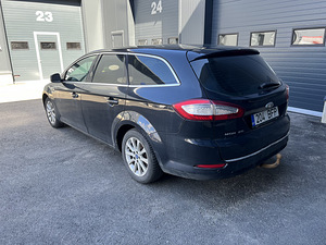 Ford Mondeo 2011 (1 фото из 9)