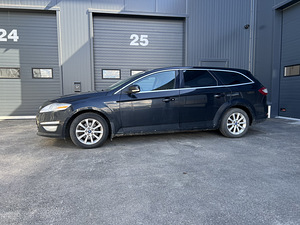 Ford Mondeo 2011 (6 фото из 9)