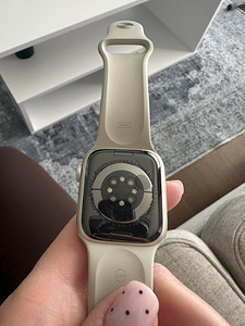 Apple Watch (3 фото из 9)