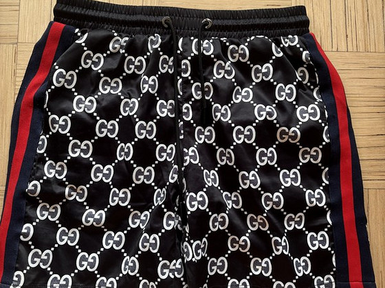Gucci lühikesed püksid