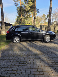 Subaru Outbek 2013 (4 foto / 10)