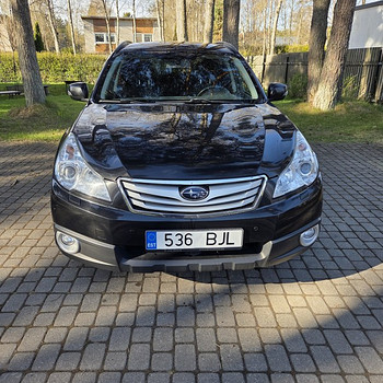 Subaru Outbek 2013