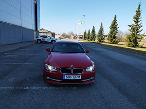 BMW 328i (9 foto / 15)