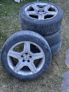 Оригинальные диски AMG 17" (2 фото из 2)