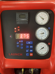 Konditsioneeride hooldusseade LAUNCH Value-100 R134a (4 foto / 6)