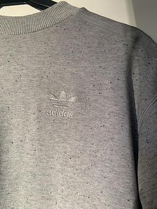 Müüan kleit Adidas (1 foto / 3)