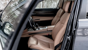 BMW 730d f01 богатая комплектация (8 фото из 10)