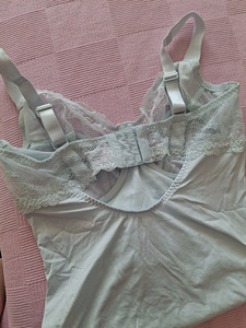 Боди (2 фото из 5)