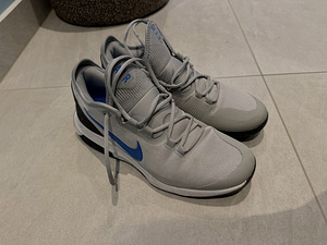 Nike Air Max (2 фото из 4)