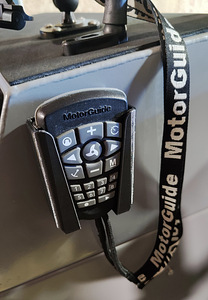 Держатель для пульта motorguide xi3/xi5 (3 фото из 5)