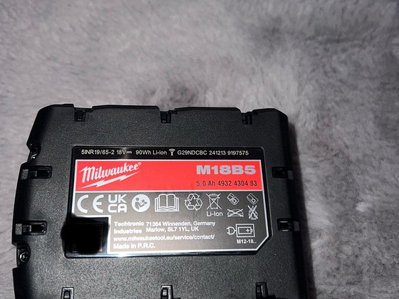 Аккумулятор Milwaukee M18 B5-CR 5.0