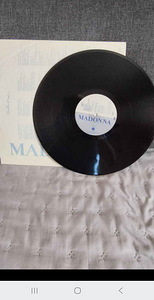 Пластинка MADONNA (True blue) 1986год. Состояние отличное. (3 фото из 7)
