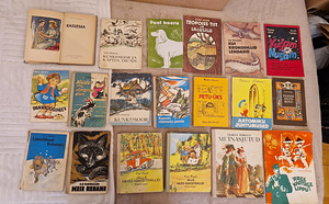 Книги (3 фото из 6)