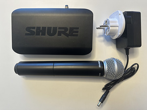 Shure BLX4E-K3E vastuvõtja ja mikrofoon SM58 BLX2 K3E (1 foto / 6)