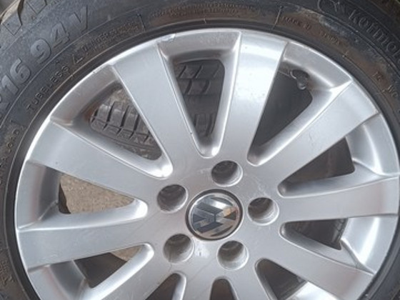 5x112 Borbet 16" veljed suverehvidega