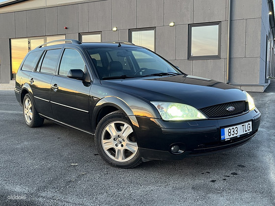 Ford Mondeo Ghia 2002