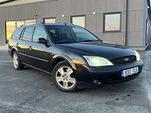 Ford Mondeo Ghia 2002 (1 фото из 11)