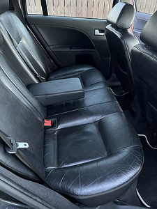 Ford Mondeo Ghia 2002 (10 фото из 11)