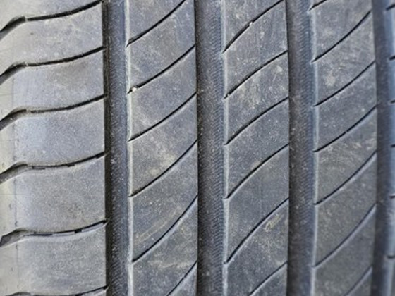 MICHELIN rehvid R18 215 55