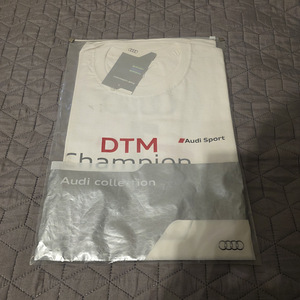 Audi Sport DTM Champion 2011 T-särk (2 foto / 8)