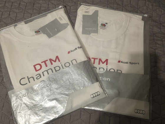 Audi Sport DTM Champion 2011 T-särk