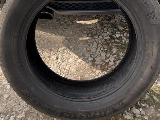 265/50/19 MICHELIN