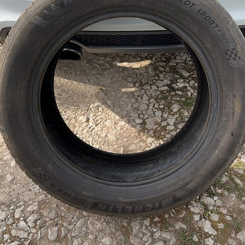 265/50/19 MICHELIN
