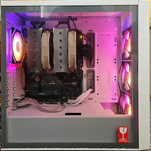 Мощный компьютер AMD Ryzen 9 9950X3D 64GB DDR5 2TB 1300W (2 фото из 10)