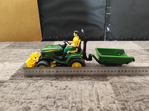 Игрушка BRUDER газонокосилка. (4 фото из 5)
