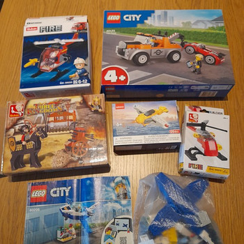 Конструкторы Lego и Sluban