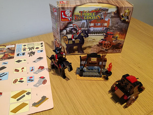 Конструкторы Lego и Sluban (2 фото из 3)