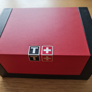 Kellad-tissot (4 foto / 4)
