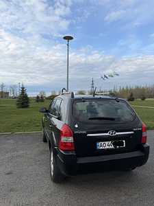 Hyundai Tucson (2 фото из 7)