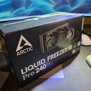 Arctic Liquid Freezer III Pro 240 (2 foto / 2)