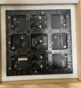 RGB Matrix displays and Adafruit MatrixPortal M4 (6 foto / 10)
