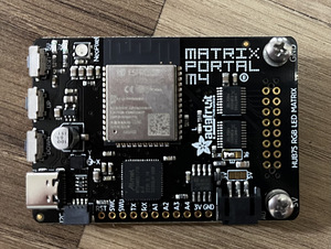 RGB Matrix displays and Adafruit MatrixPortal M4 (8 foto / 10)