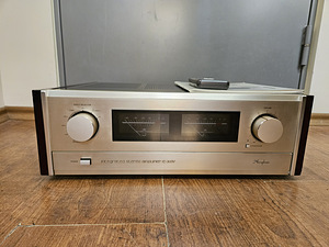 Accuphase E-305V Remote Controlled Integrated Stereo Amp (1 фото из 4)
