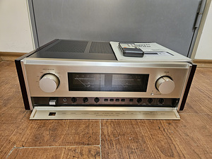 Accuphase E-305V Remote Controlled Integrated Stereo Amp (2 фото из 4)