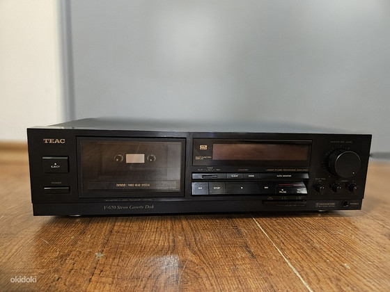 TEAC V-670 3-head Stereo Cassette Deck