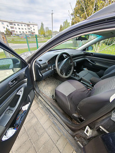 Audi A4 1.8 92kw (5 фото из 7)