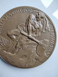 Mussolini auks medal (1 foto / 2)