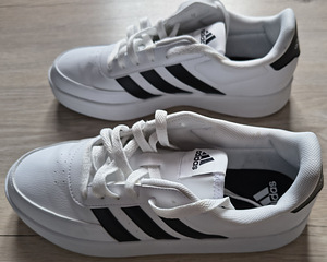 Adidas jalatsid 44 suurus (2 foto / 3)