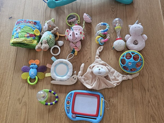 Набор развивающих игрушек для малыша (Fisher-Price, Oball..)